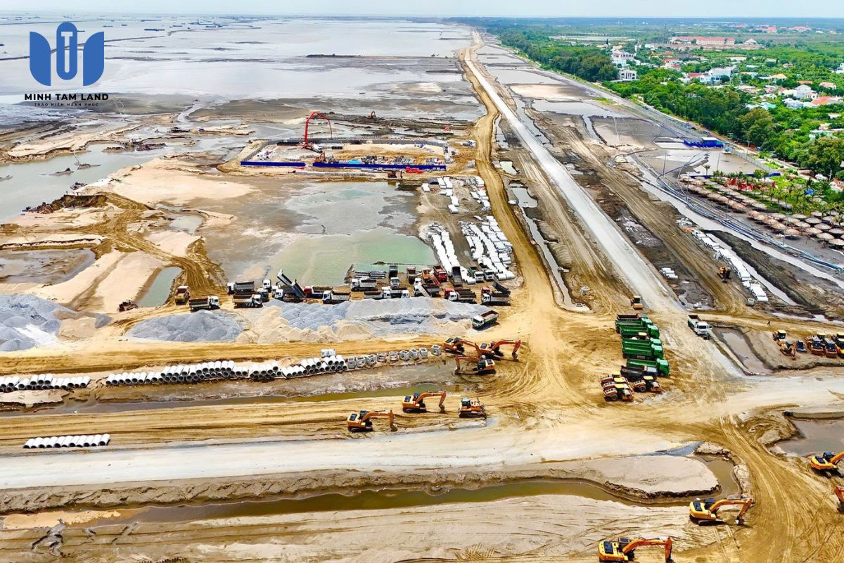 Tiến độ Vinhomes Green Paradise tháng 9/2025: Cập nhật mới nhất 14 Hệ thống máy móc cơ giới hiện đại được huy động đồng bộ