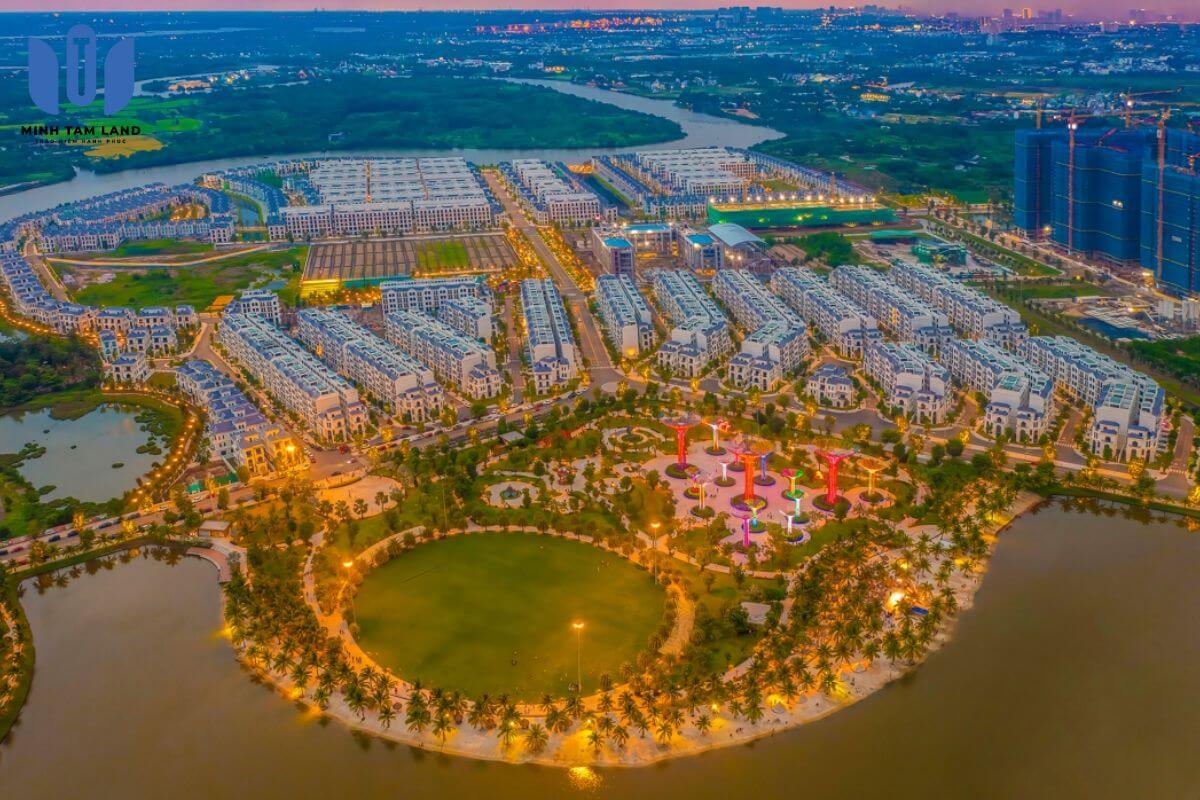 Có nên đầu tư lướt sóng Vinhomes Green Paradise? Góc nhìn từ chuyên gia 11 Theo dõi sát tiến độ và pháp lý của dự án là yếu tố tiên quyết để nắm bắt đúng nhịp “sóng”