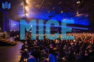 Du lịch MICE