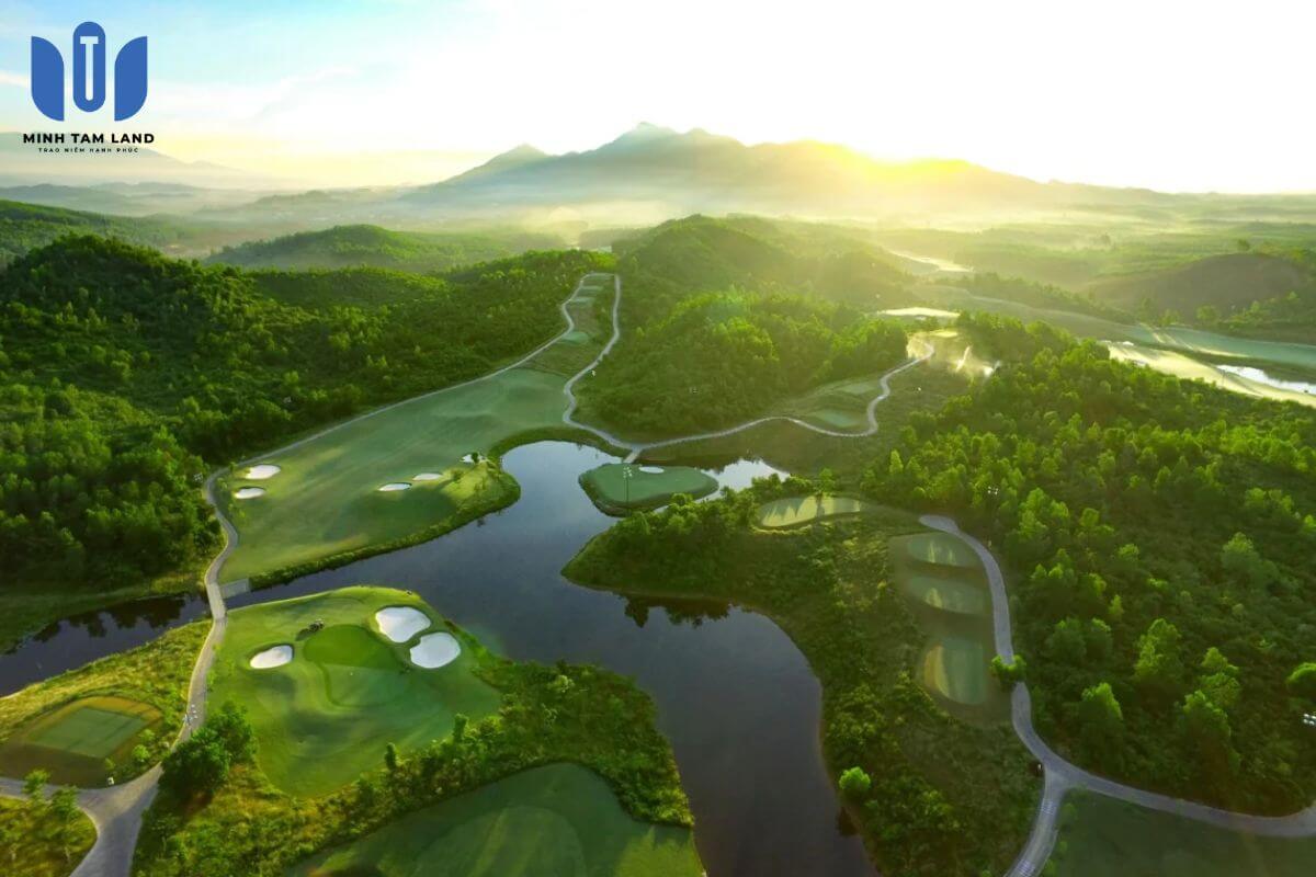 Sân golf được xem là yếu tố gia tăng giá trị bền vững cho các dự án bất động sản cao cấp