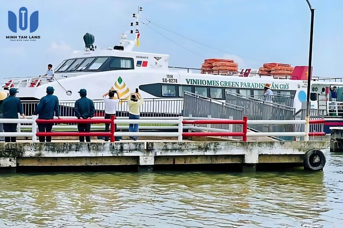 Tàu cao tốc đi Cần Giờ