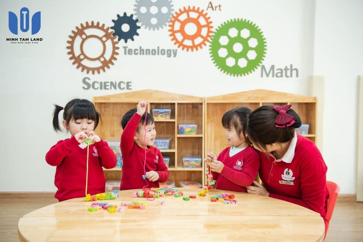 Vinschool Vinhomes Green Paradise: Kiến tạo tương lai, nâng tầm giá trị đô thị biển 10 Trường học chú trọng phát triển nhận thức, cảm xúc và kỹ năng cá nhân của trẻ