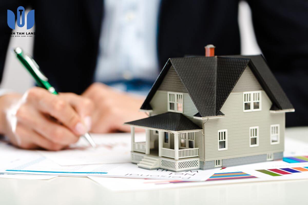 Quy trình booking Vinhomes Green Paradise chi tiết từ đăng ký đến sở hữu 7 Khách hàng có thể liên hệ trực tiếp đại lý F1 chính thức của Vinhomes để đăng ký giữ suất booking